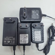 Блок живлення DC 12v 2a (штекер 5.5/2.1мм.) фірмові, корпус асорті