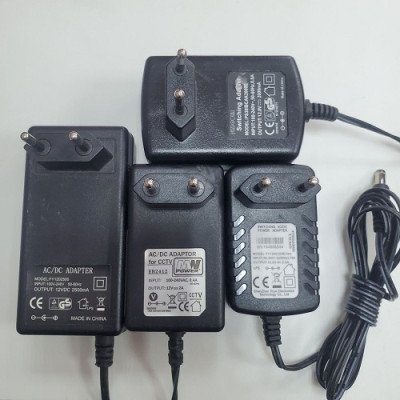 Блок живлення DC 12v 2a (штекер 5.5/2.1мм.) фірмові, корпус асорті