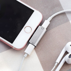 Перехідник для навушників Hoco LS24 Lightning - AUX + CHARGER silver Перехідник для навушників Hoco LS24 Lightning - AUX + CHARGER silver